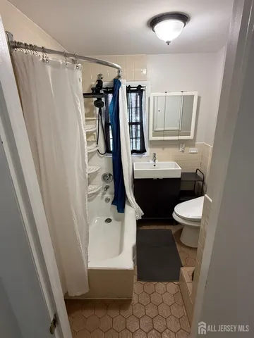 $465,000 | 20 Lincoln Avenue, Carteret, NJ 07008