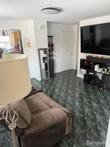 $465,000 | 20 Lincoln Avenue, Carteret, NJ 07008