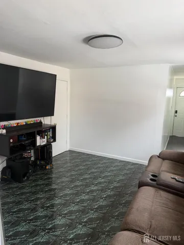 $465,000 | 20 Lincoln Avenue, Carteret, NJ 07008