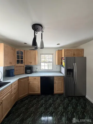 $465,000 | 20 Lincoln Avenue, Carteret, NJ 07008