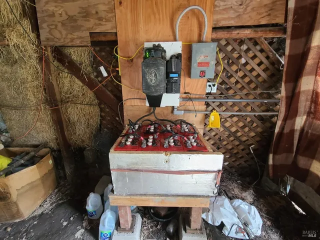 $170,000 | 25428 Mendocino Pass Road, Covelo, CA 95428