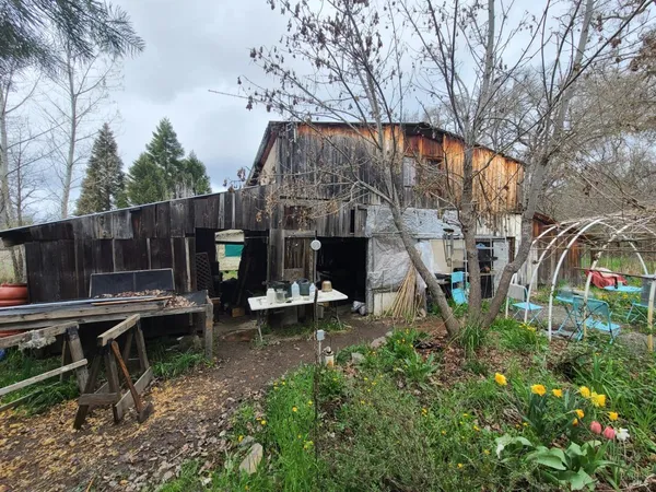 $109,000 | 25428 Mendocino Pass Road, Covelo, CA 95428