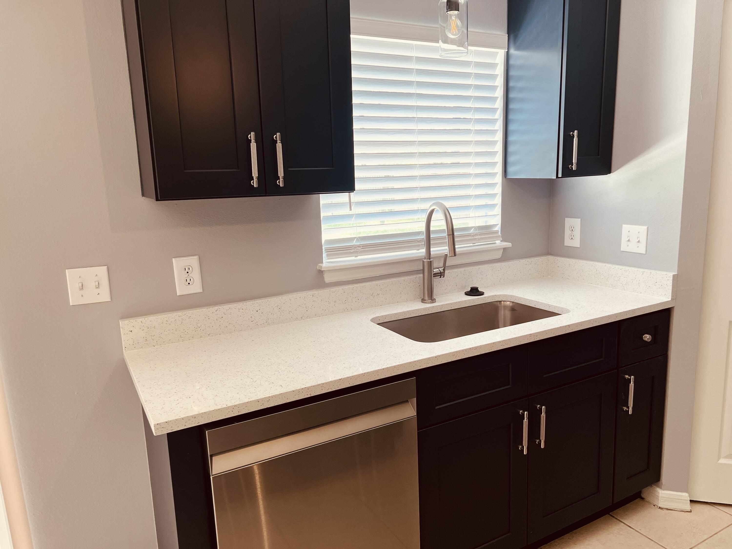 2497 Southwest Independence Road Port St. Lucie, FL 34953 - Photo 8 of 29 kitchen