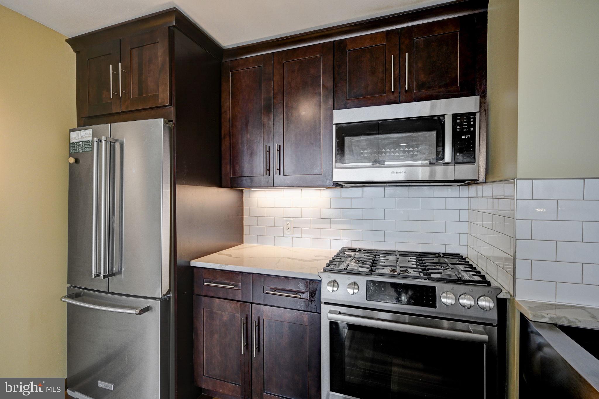 200 Locust Street, Unit 27H Philadelphia, PA 19106 - Photo 7 of 23