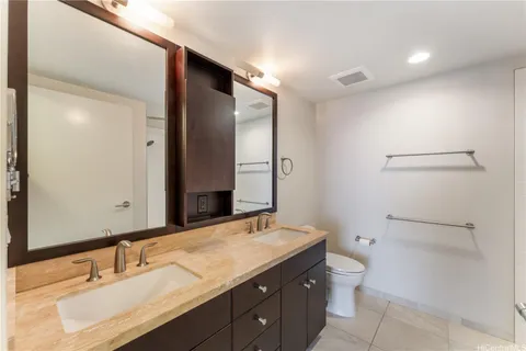 $1,100,000 | 1189 Waimanu Street, Unit 2204, Honolulu, HI 96814