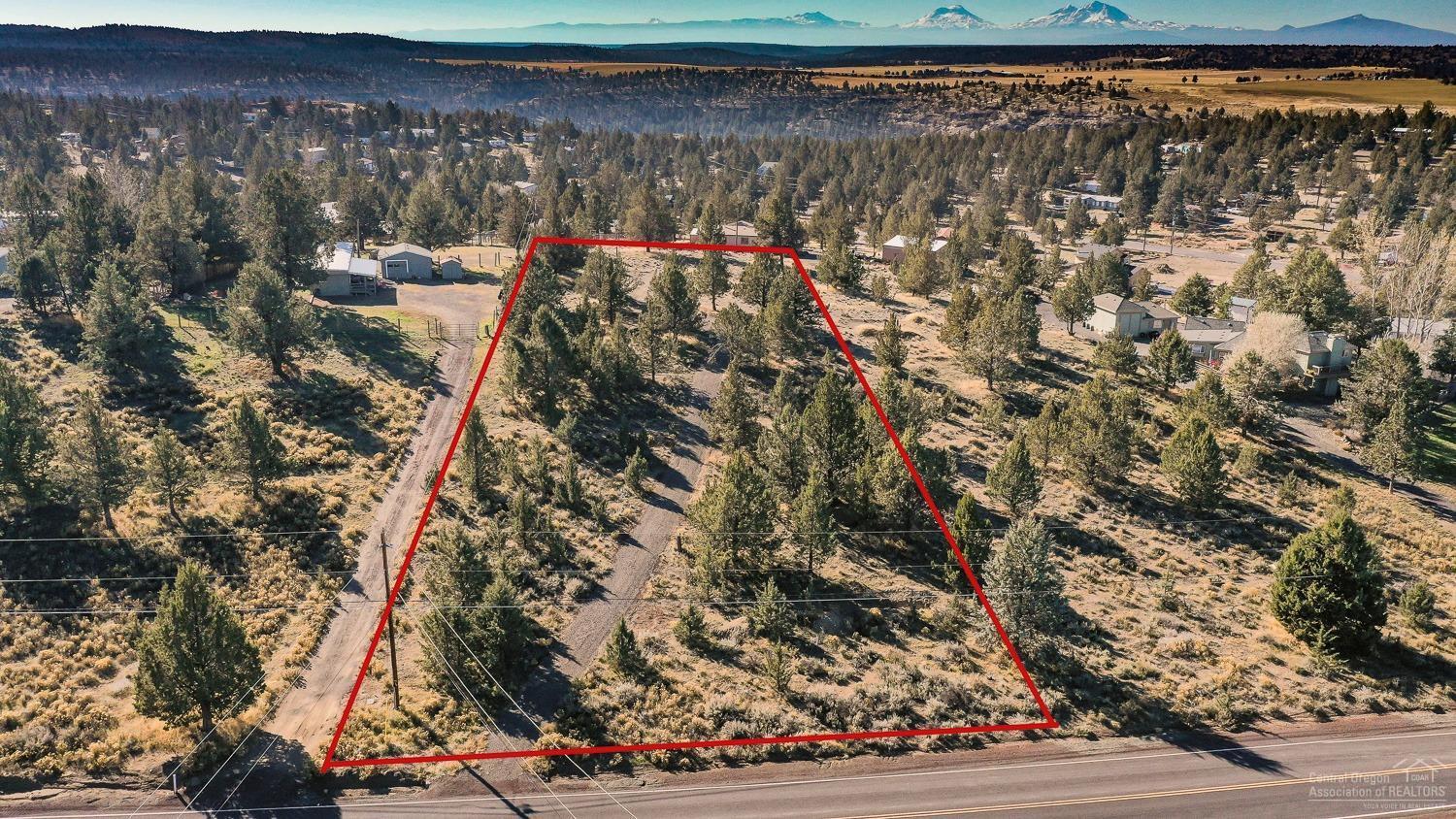 8815 Southwest Shad Road Terrebonne, OR 97760 - Photo 1 of 14 Primary Photo