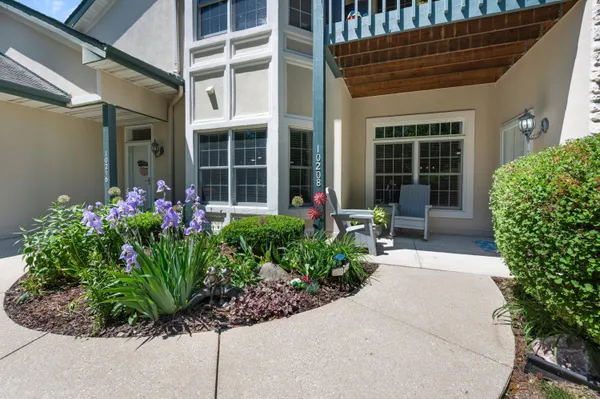 $300,000 | 10208 West Deerwood Lane, Franklin, WI 53132