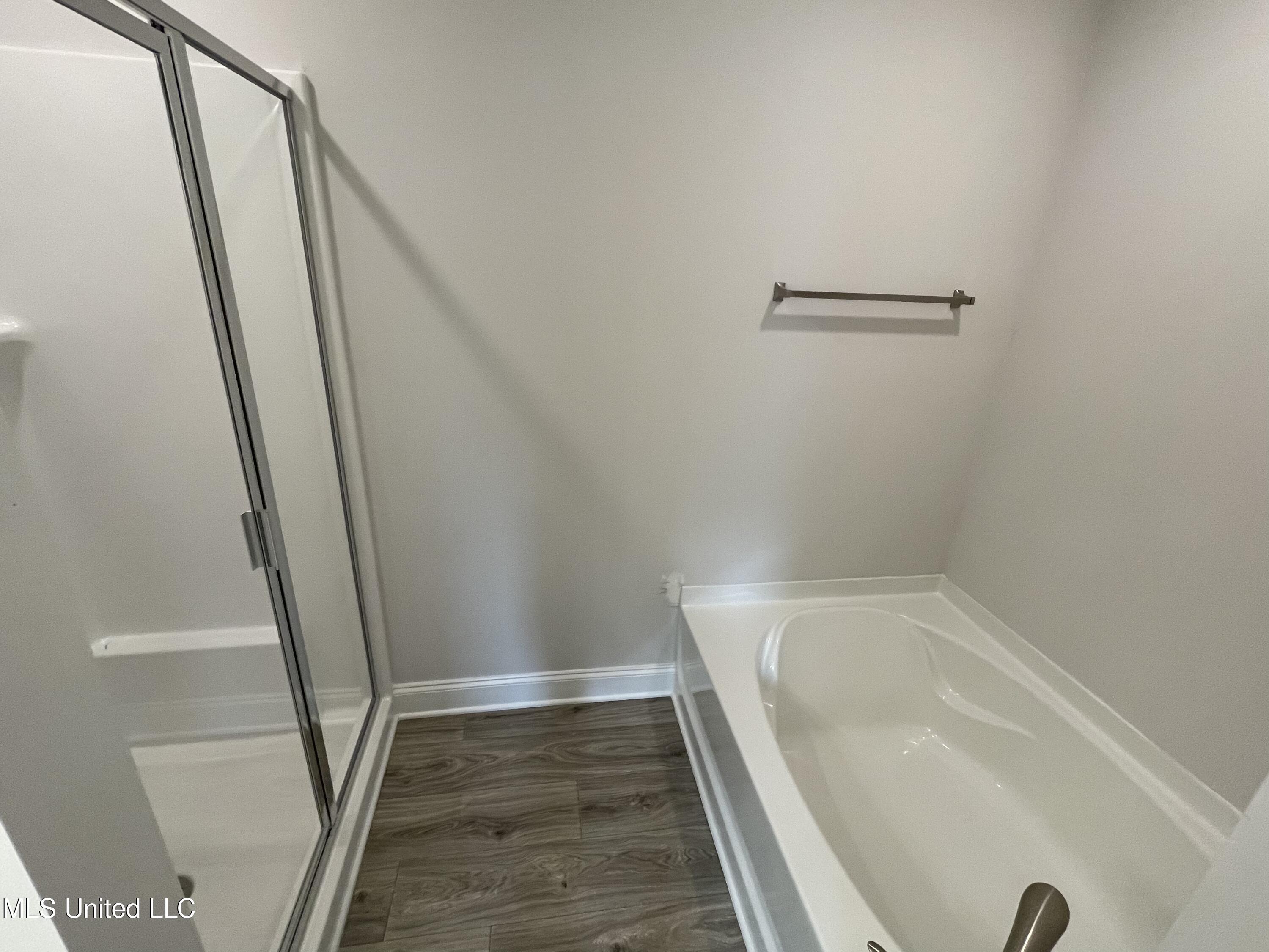 1543 Reece Drive South Southaven, MS 38671 - Photo 8 of 9 FB609D59-B0F3-427A-9325-EA83BD15A60F