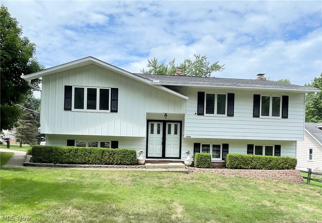 2480 Rockefeller Road Wickliffe, OH 44092 - Photo 1 of 27 Front of house. Rockefeller view.