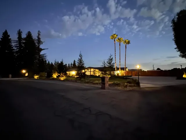 $915,000 | 8639 East Los Altos Avenue, Clovis, CA 93619