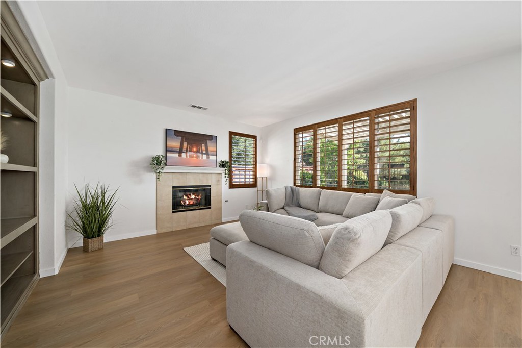 33307 Decada Street Temecula, CA 92592 - Photo 11 of 35 a living room with furniture and a large window