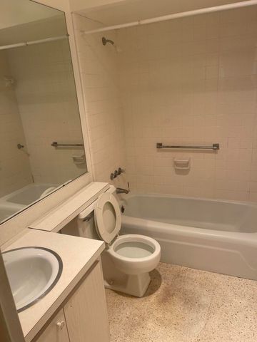 $155,000 | 2110 Northeast 42nd Street, Unit 11B, Lighthouse Point, FL 33064