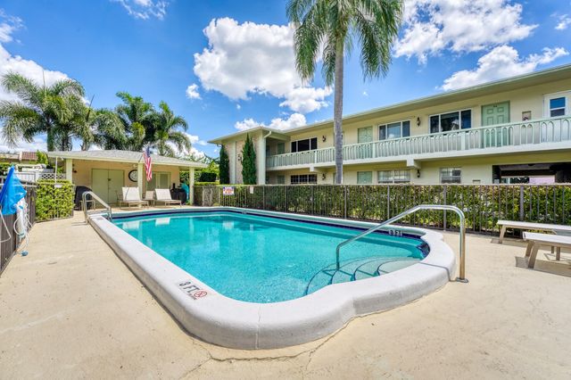 $155,000 | 2110 Northeast 42nd Street, Unit 11B, Lighthouse Point, FL 33064