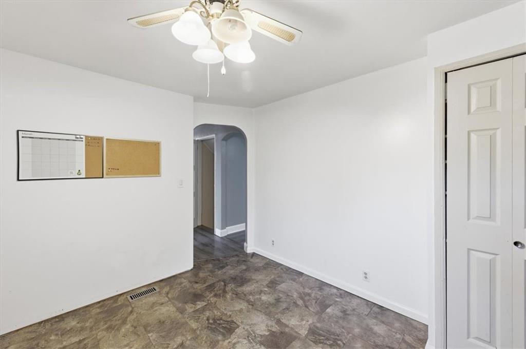 119 Planet Way McKees Rocks, PA 15136 - Photo 11 of 32