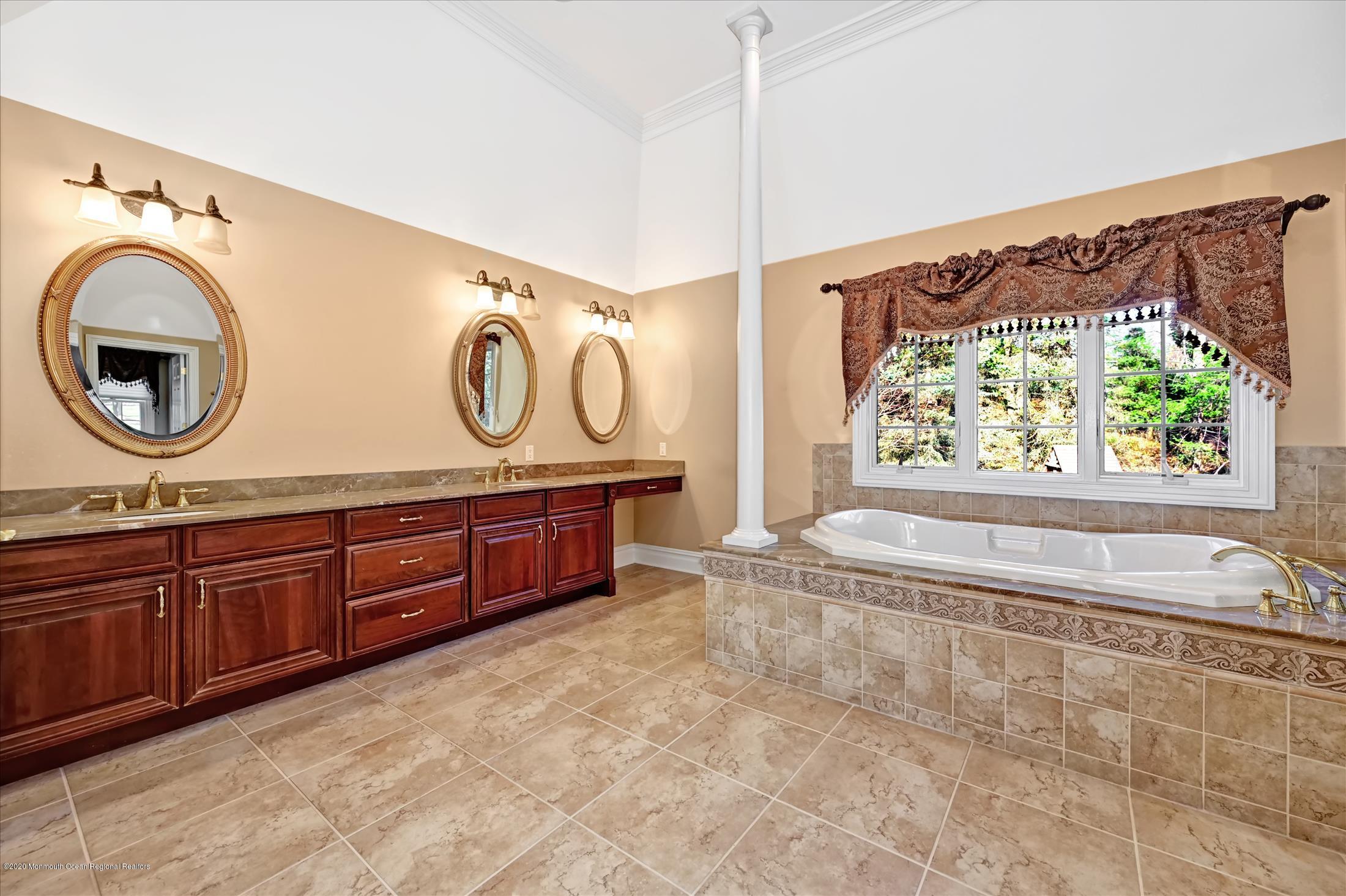 7 Beverly Drive Holmdel, NJ 07733 - Photo 26 of 62 Master Bathroom
