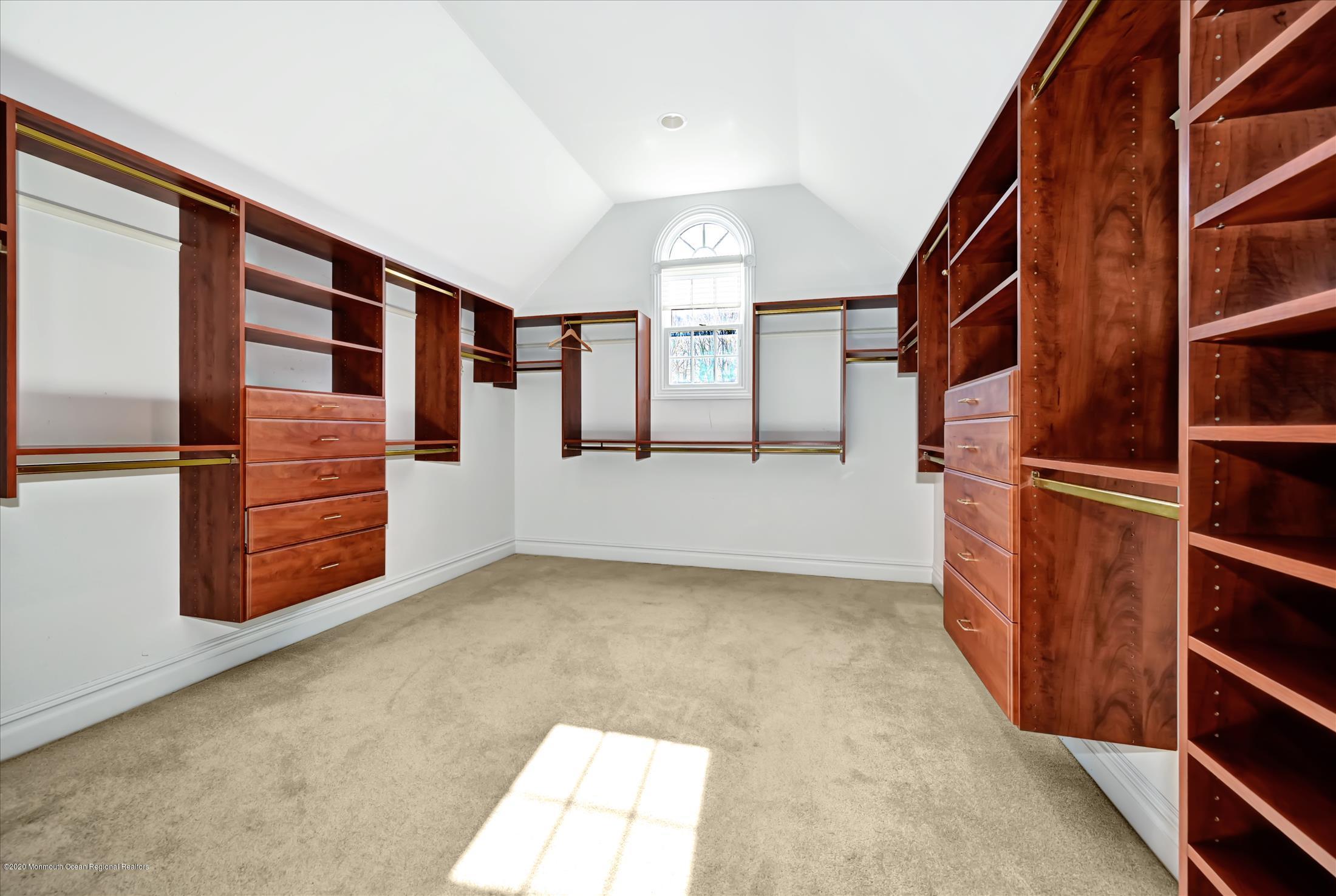 7 Beverly Drive Holmdel, NJ 07733 - Photo 27 of 62 Master Closet (2)