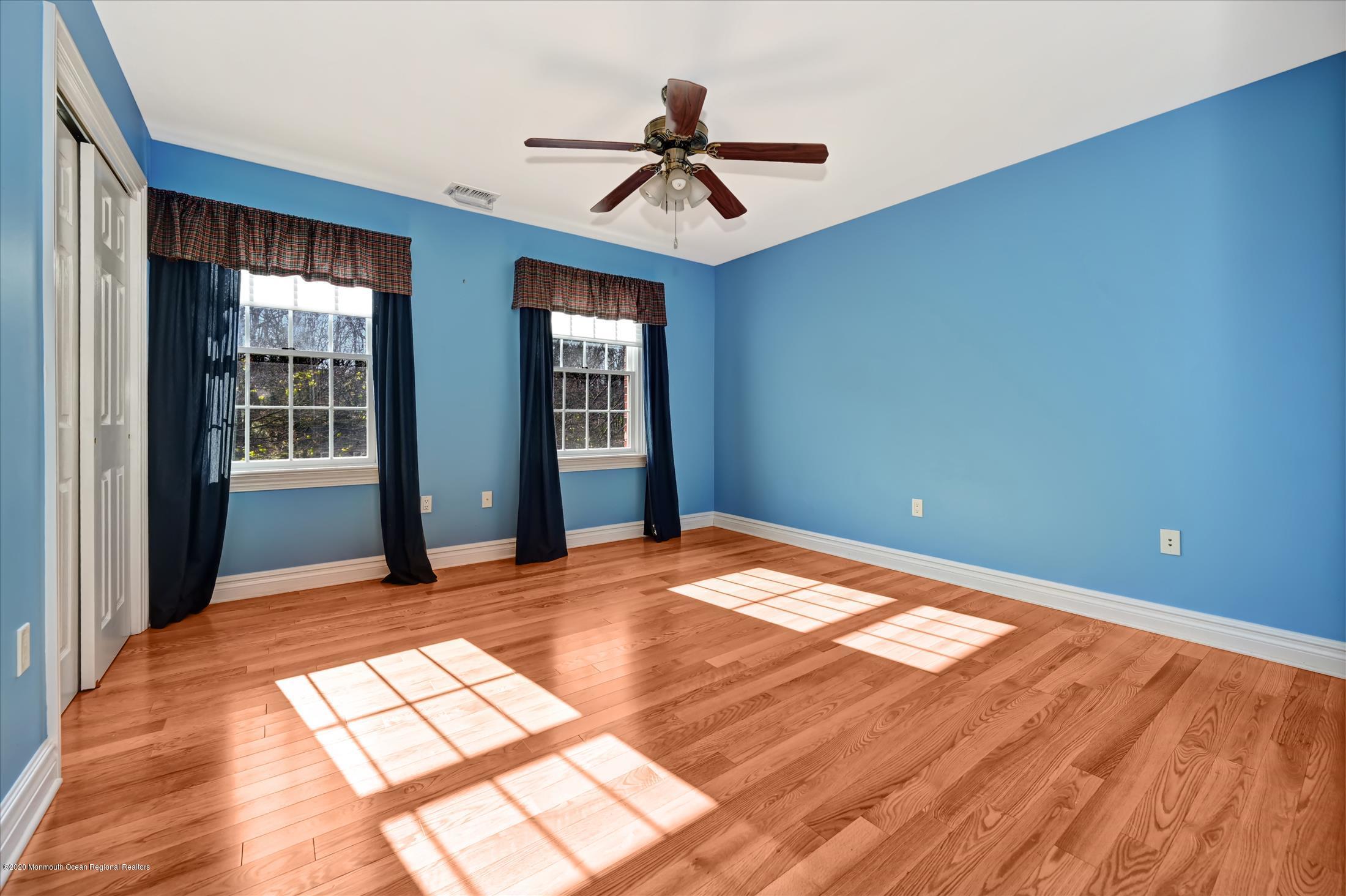 7 Beverly Drive Holmdel, NJ 07733 - Photo 30 of 62 Bedroom