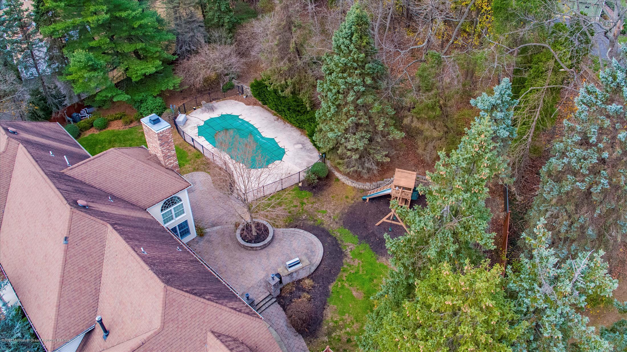 7 Beverly Drive Holmdel, NJ 07733 - Photo 50 of 62 Photo6875659