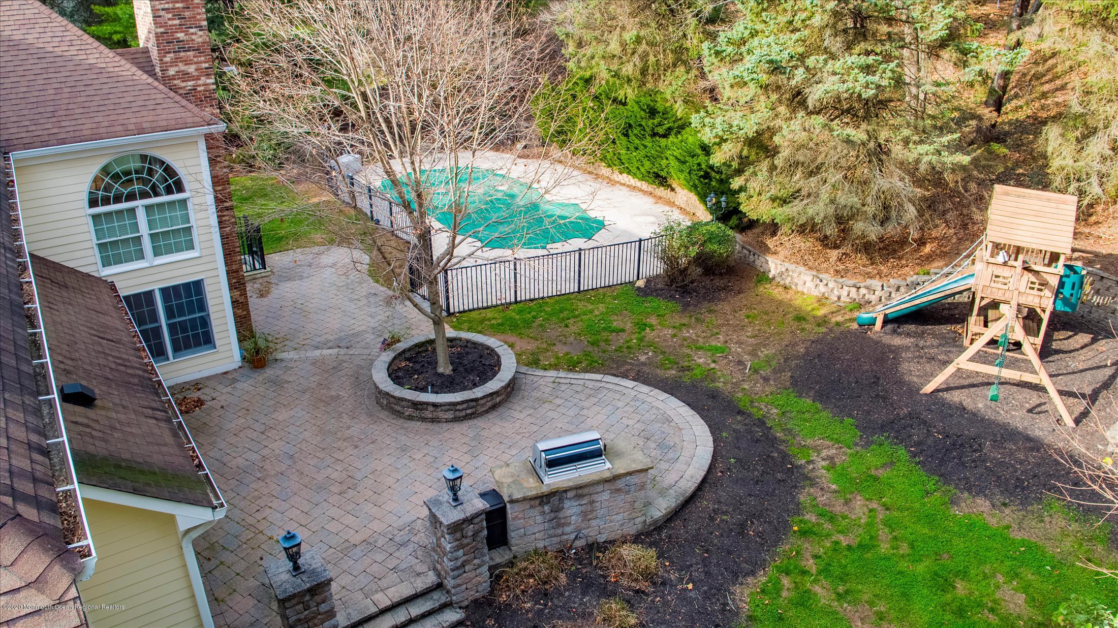 7 Beverly Drive Holmdel, NJ 07733 - Photo 54 of 62 Photo6875647