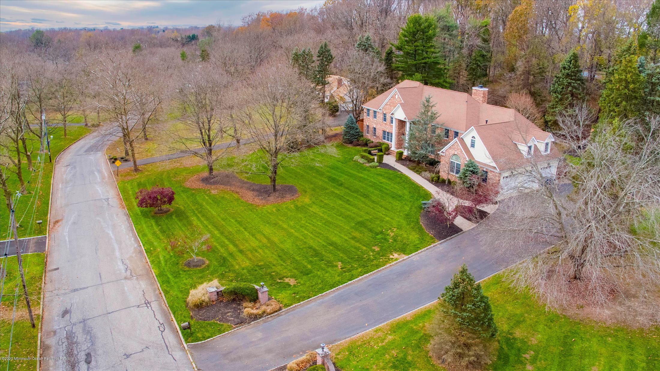 7 Beverly Drive Holmdel, NJ 07733 - Photo 60 of 62 Photo6875640