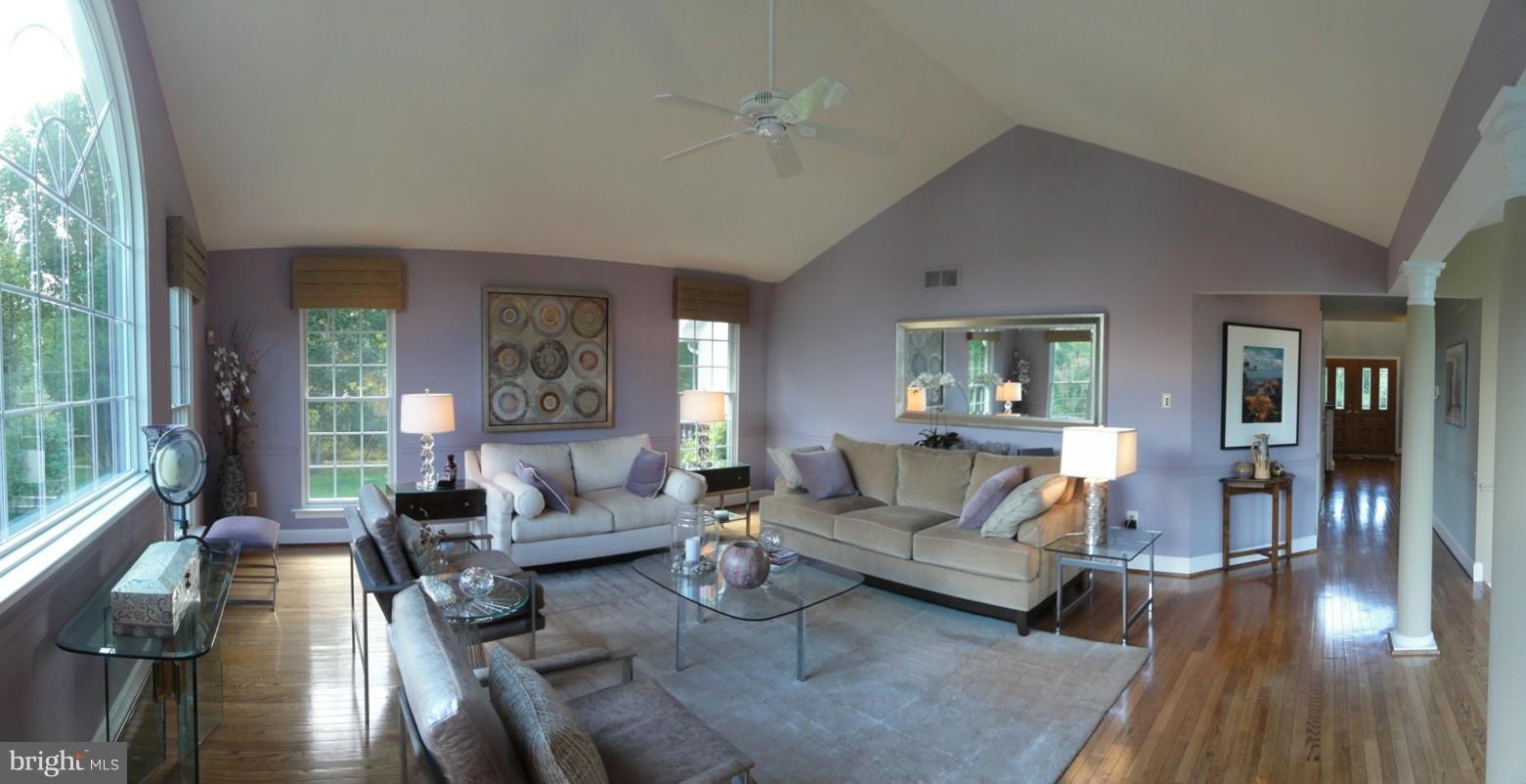 1912 Merrifields Drive Silver Spring, MD 20906 - Photo 9 of 29 Living Room