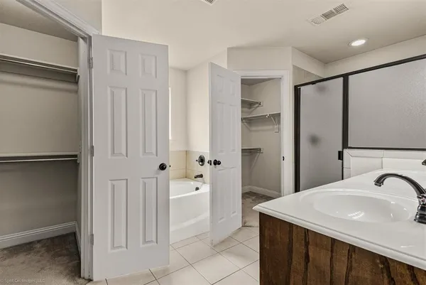 $345,000 | 144 Birdsong Lane, Terrell, TX 75160