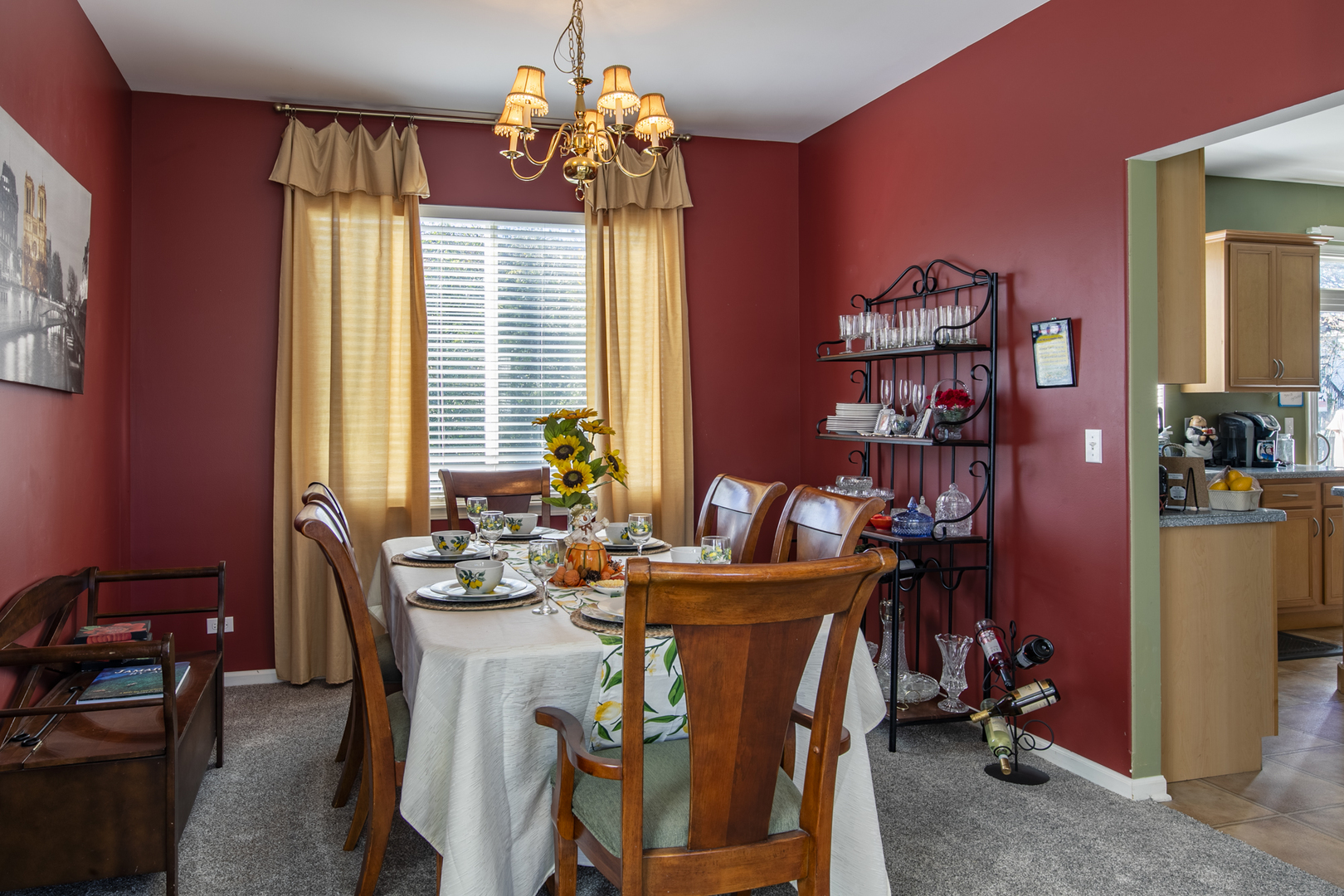 768 North Overlook Trail Round Lake, IL 60073 - Photo 10 of 34 a view of a dining room with furniture and chandelier