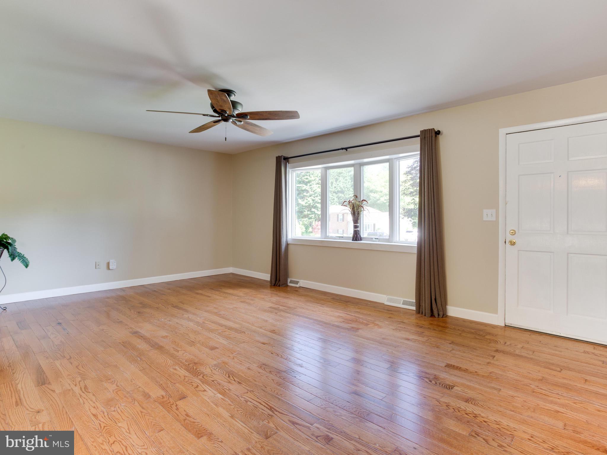 111 Claiborne Road Edgewater, MD 21037 - Photo 2 of 34 Gallery Image 2