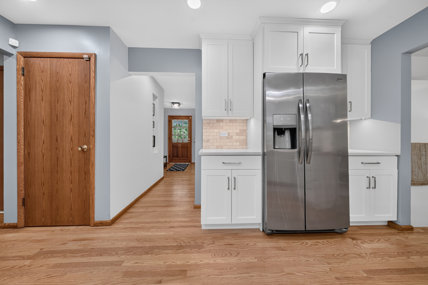 16 Falkirk Road Hawthorn Woods, IL 60047 - Photo 13 of 51 Gallery Image 13