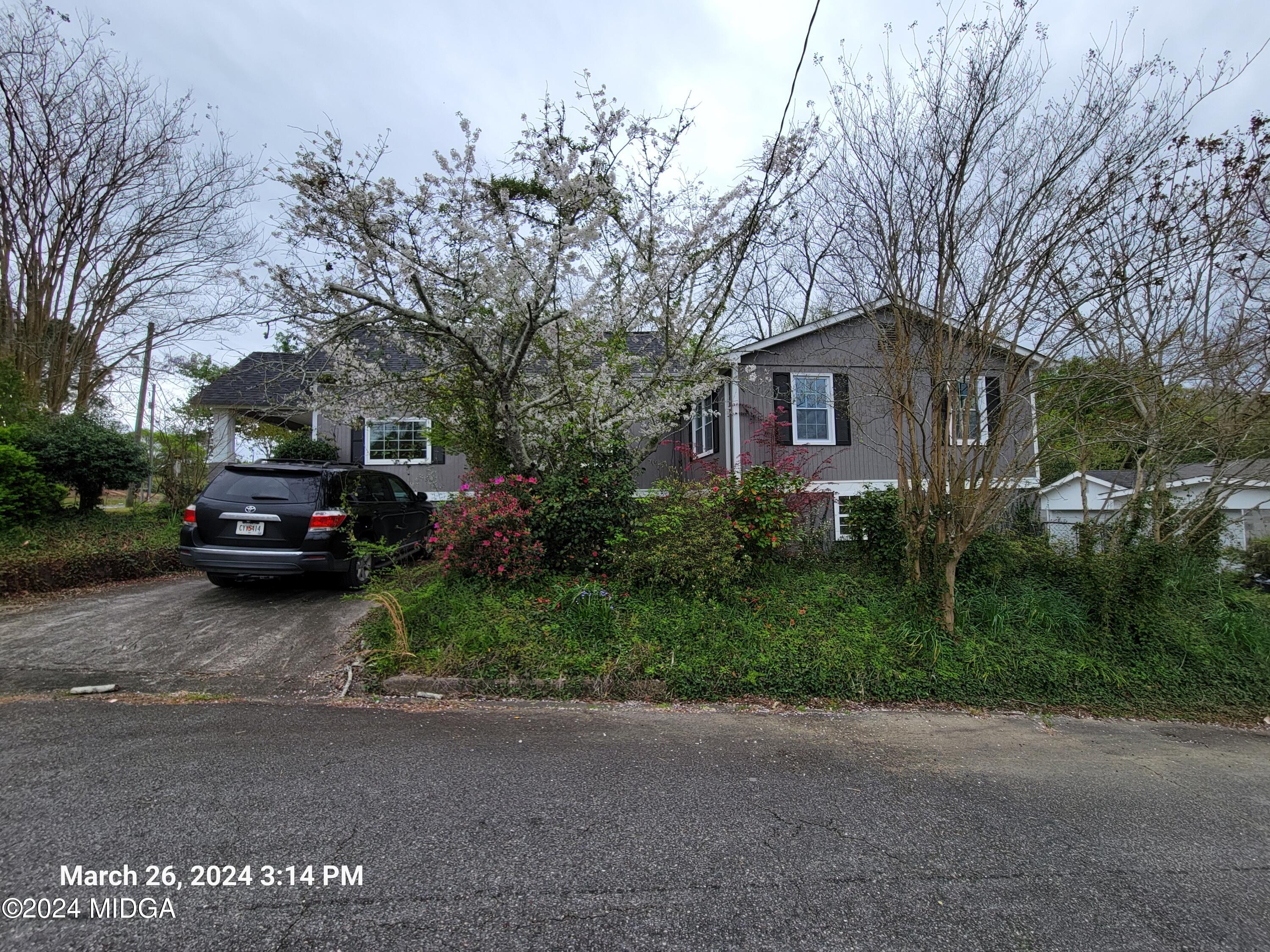 1680 Clinton Road Macon, GA 31211 - Photo 2 of 12 20240326_151401
