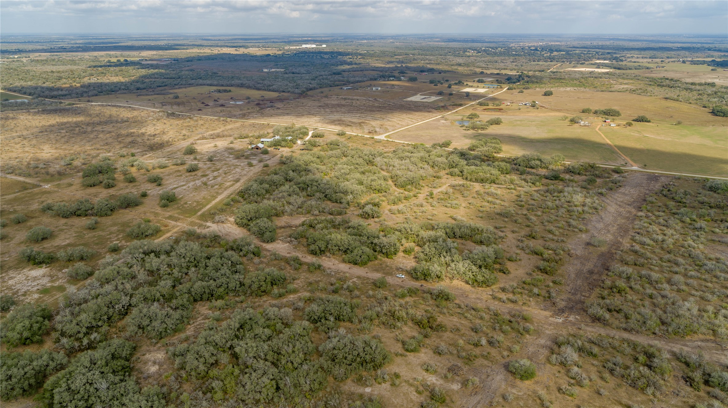 698 Hilbrich Road Westhoff, TX 77994 - Photo 4 of 40 a view of an ocean and beach