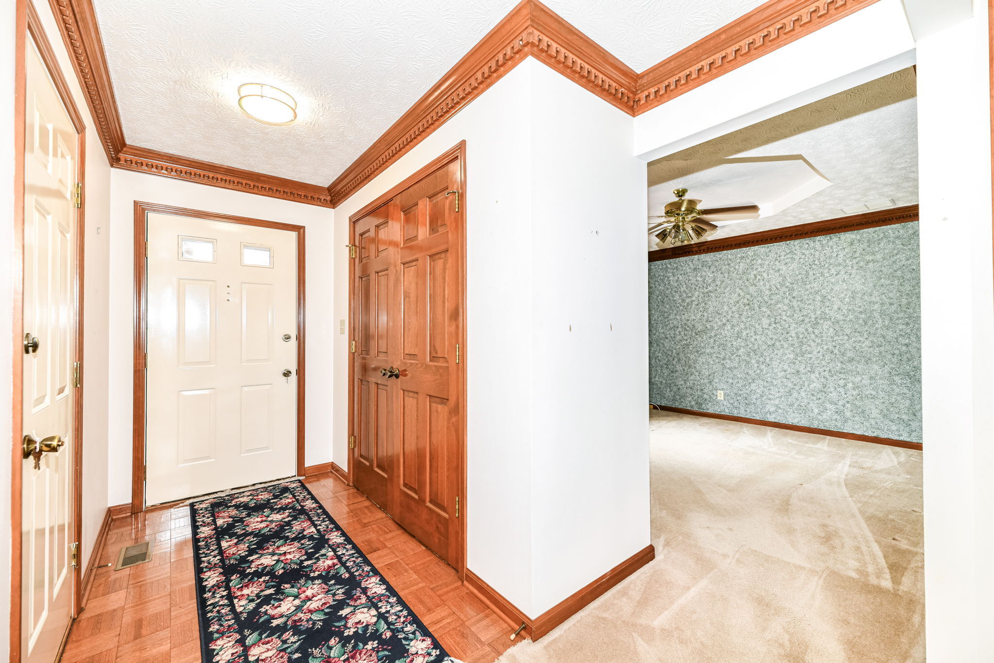 520 Cobblestone Road Avon, IN 46123 - Photo 3 of 29 Gallery Image 3