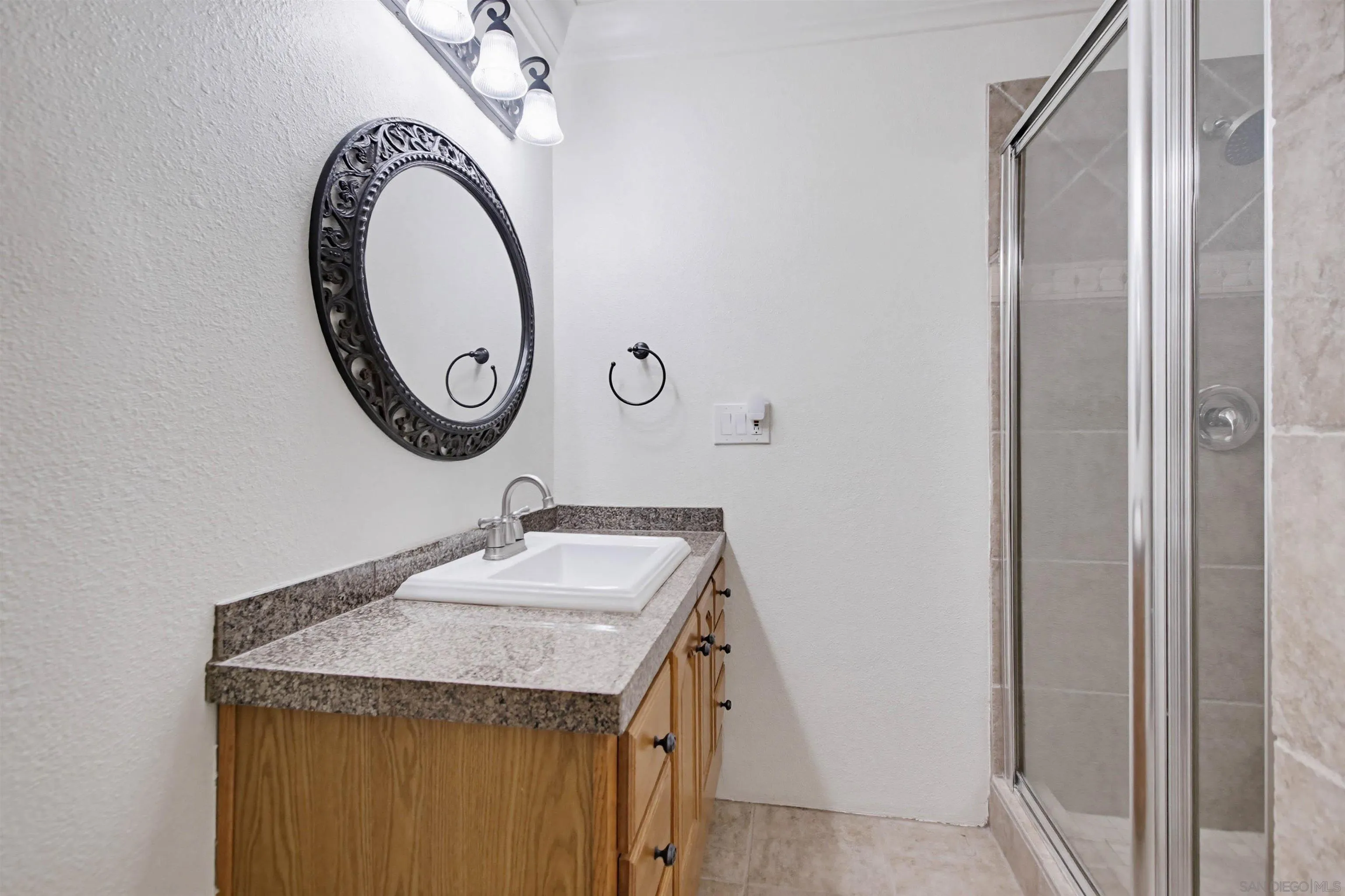 157 Spanish Spur Fallbrook, CA 92028 - Photo 10 of 27