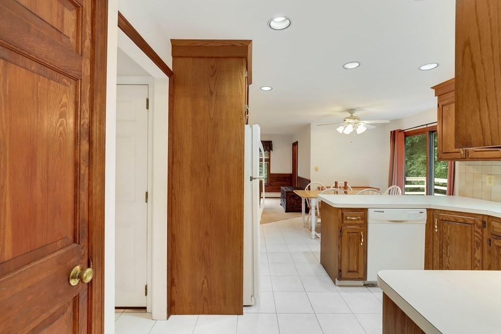 21 Walnut Hill Road Millis, MA 02054 - Photo 12 of 42 Gallery Image 12