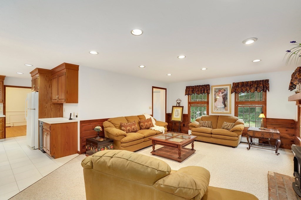 21 Walnut Hill Road Millis, MA 02054 - Photo 18 of 42 Gallery Image 18