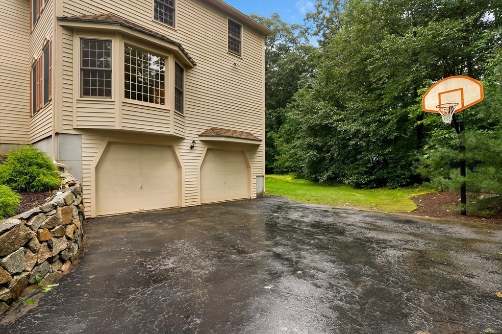 21 Walnut Hill Road Millis, MA 02054 - Photo 3 of 42 Gallery Image 3