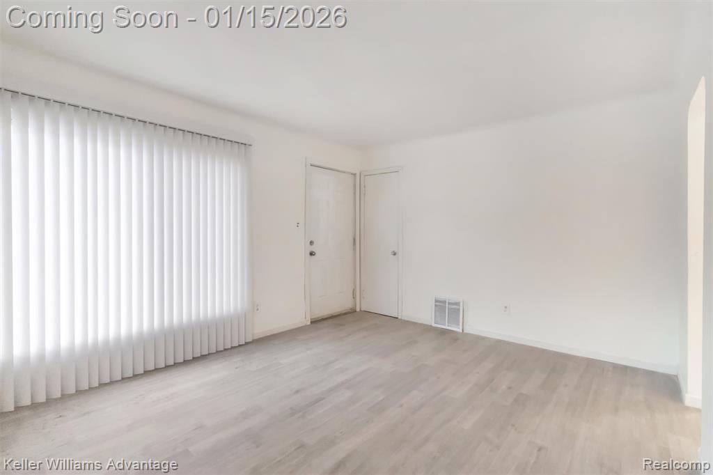 19500 Lahser Road Detroit, MI 48219 - Photo 2 of 10 Gallery Image 2