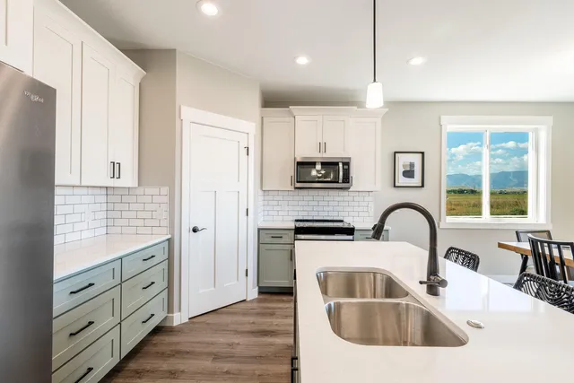 $513,922 | 24 Sawtooth Lane, Ranchester, WY 82839