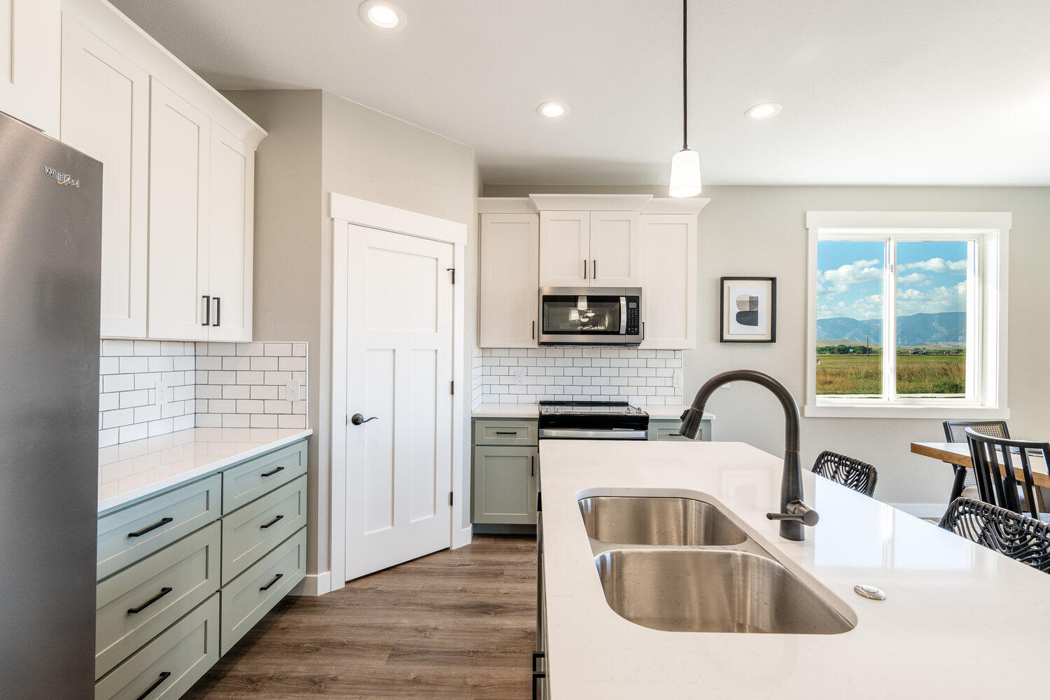24 Sawtooth Lane Ranchester, WY 82839 - Photo 16 of 46 Kitchen Island