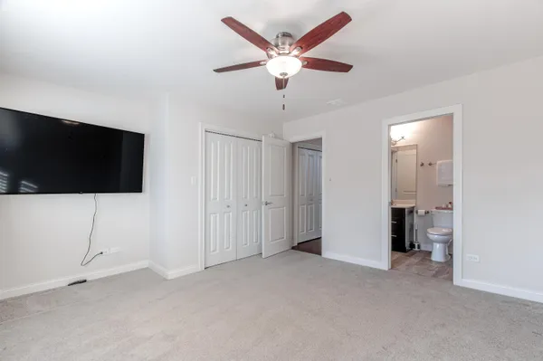 $530,000 | 612 Village Point, Chesterton, IN 46304