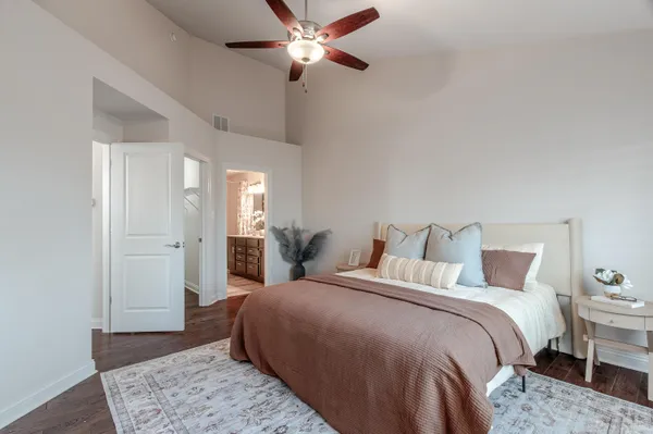 $530,000 | 612 Village Point, Chesterton, IN 46304