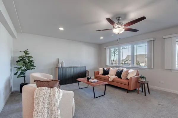 $530,000 | 612 Village Point, Chesterton, IN 46304