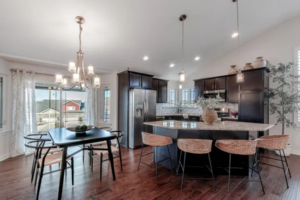 $530,000 | 612 Village Point, Chesterton, IN 46304