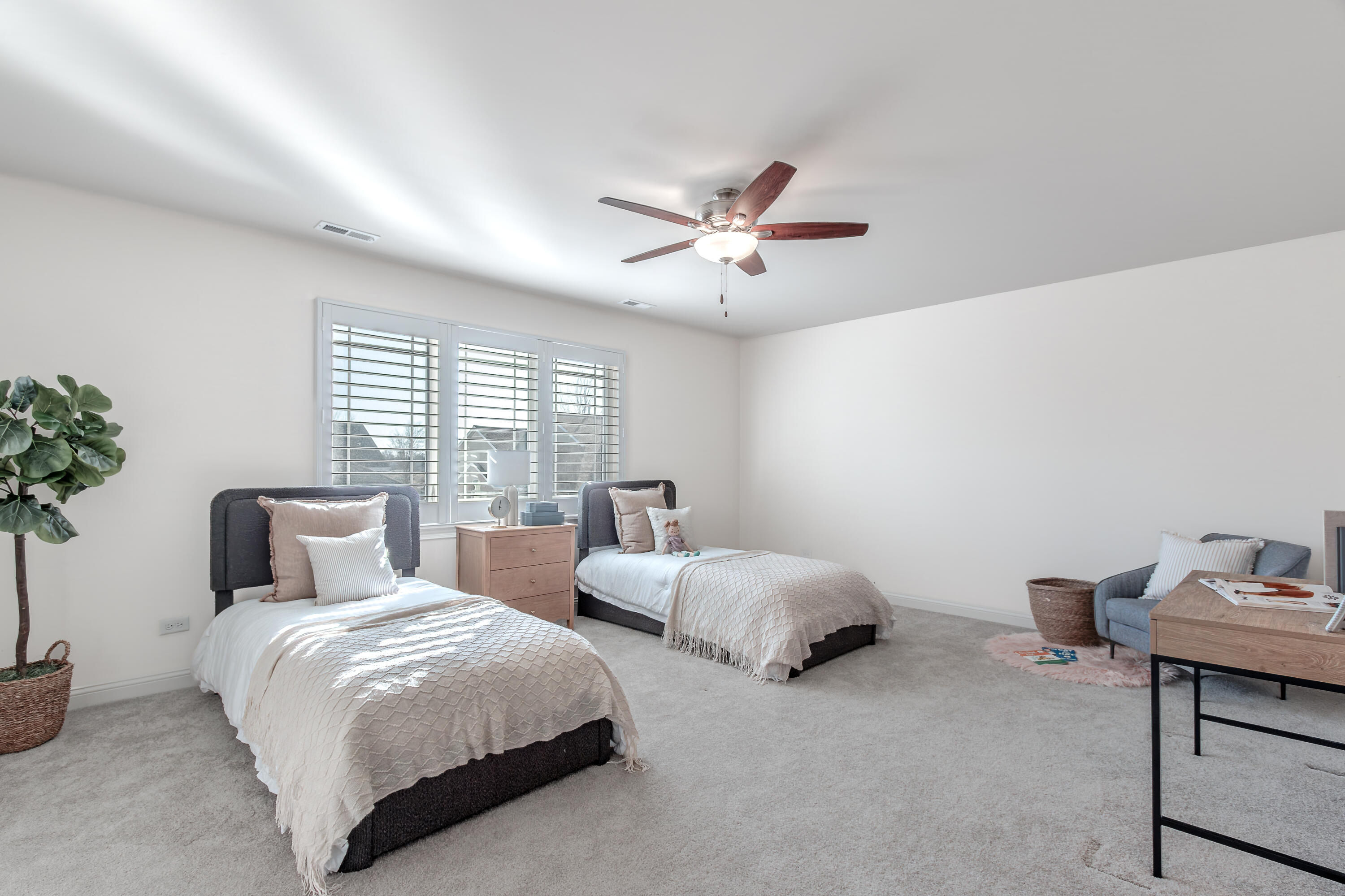 612 Village Point Chesterton, IN 46304 - Photo 9 of 37 3000x1999