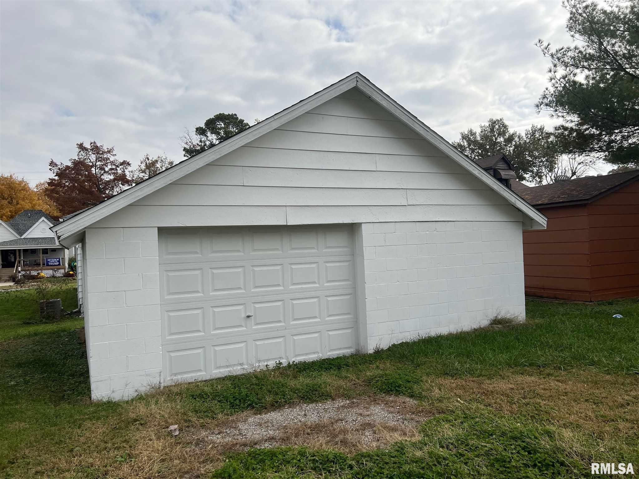 311 North Maple Street Christopher, IL 62822 - Photo 16 of 17 Gallery Image 16