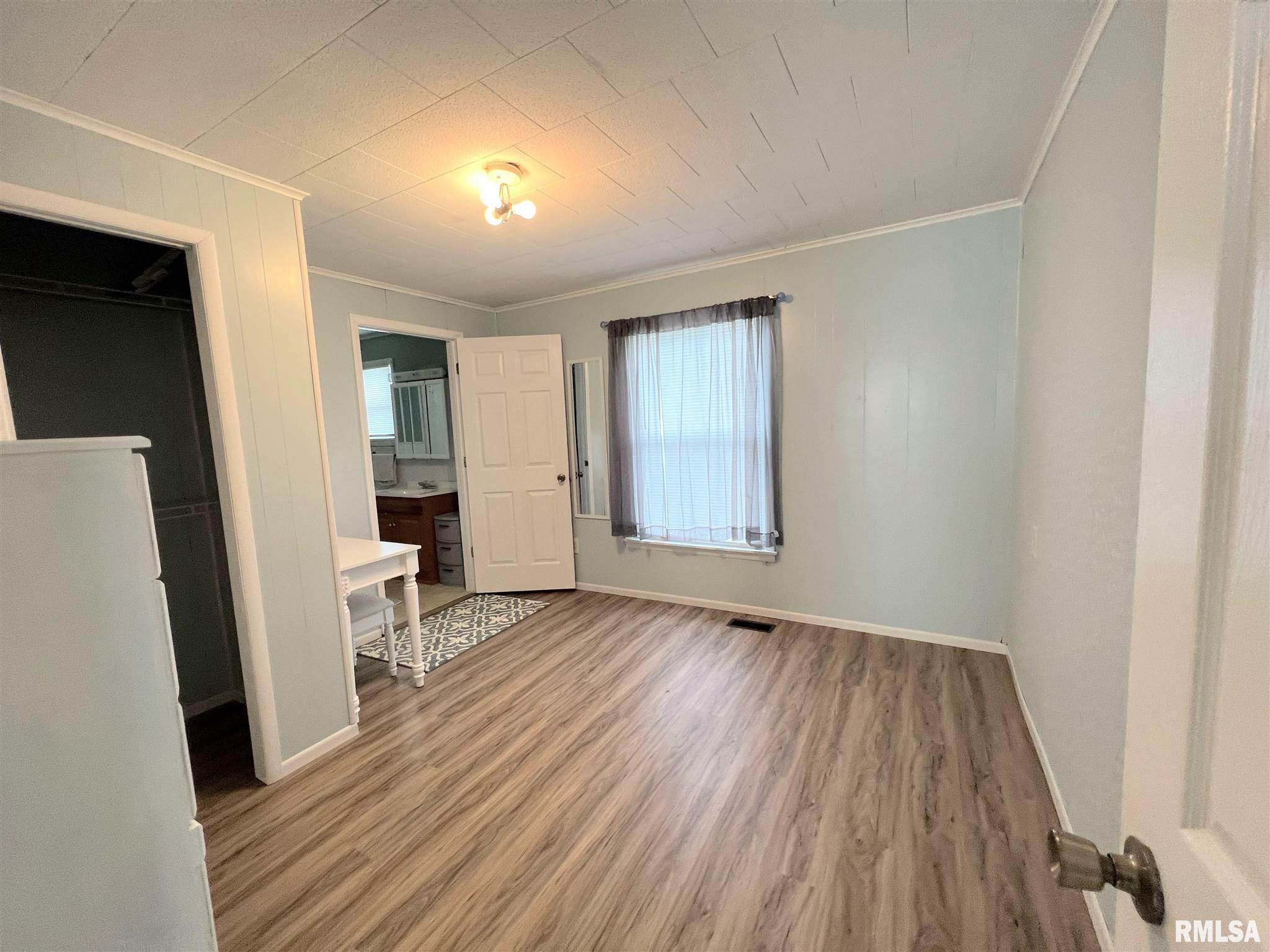 311 North Maple Street Christopher, IL 62822 - Photo 6 of 17 Gallery Image 6