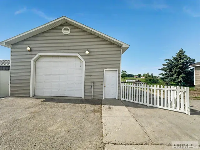 $749,000 | 4406 East 100 North, Rigby, ID 83442