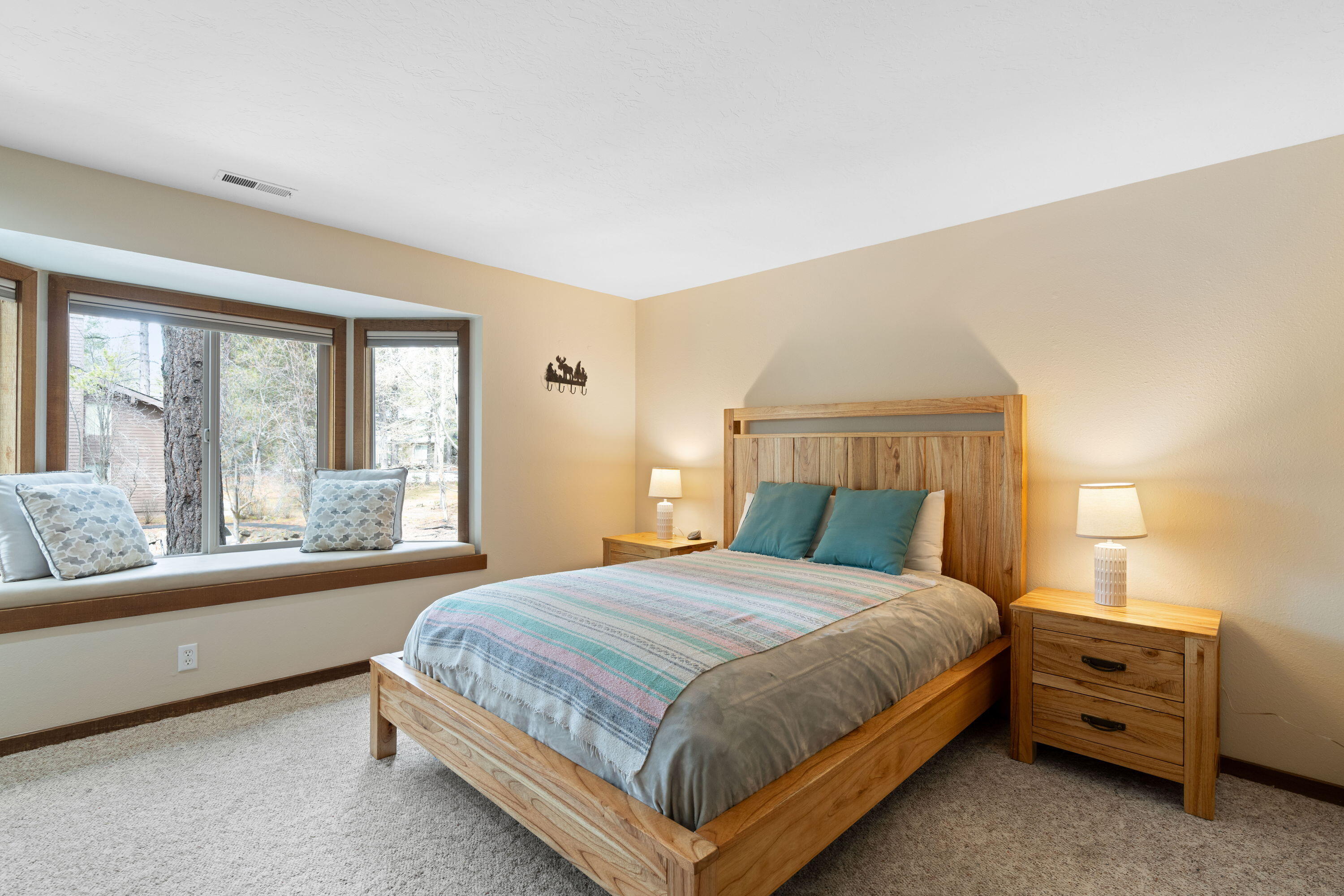 57326 Beaver Ridge Loop, Unit 12 Sunriver, OR 97707 - Photo 26 of 33