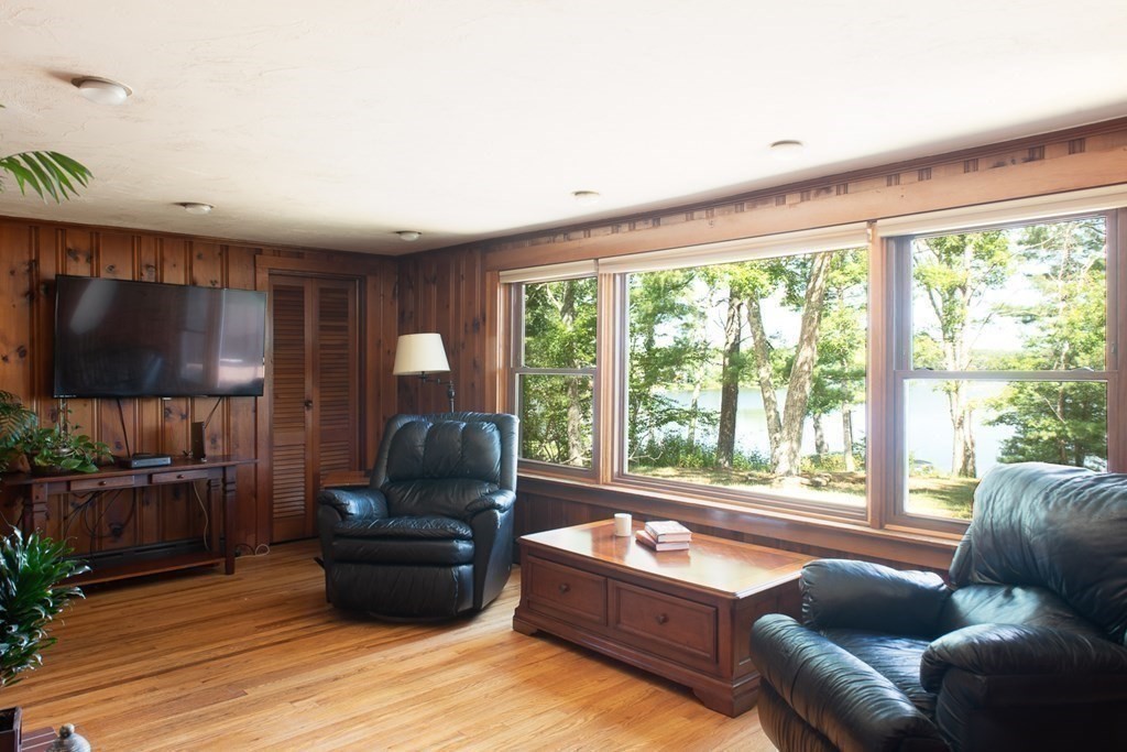 12 Spectacle Pond Road Wareham, MA 02538 - Photo 7 of 18