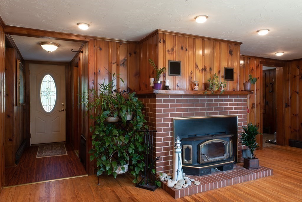 12 Spectacle Pond Road Wareham, MA 02538 - Photo 8 of 18